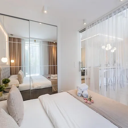 Glossy M54 Apartment *