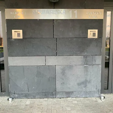 Apartment Glossy M54 *