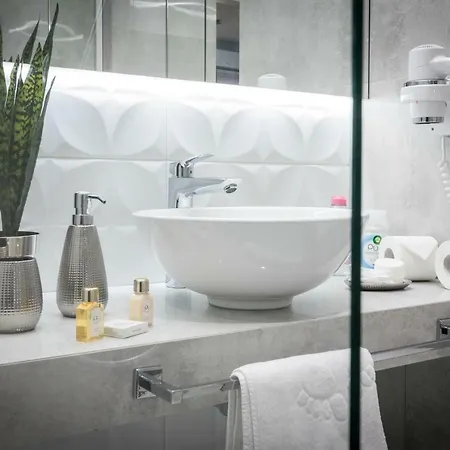 Glossy M54 Apartment